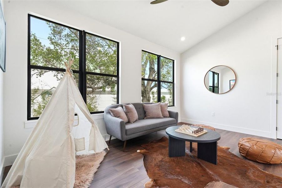 Furnished interior view inside a new home in , Orlando (Image 13).