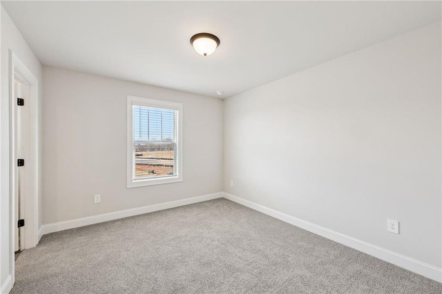 Spacious, unfurnished interior of a new home in River Pointe, Monroe (Image 31).