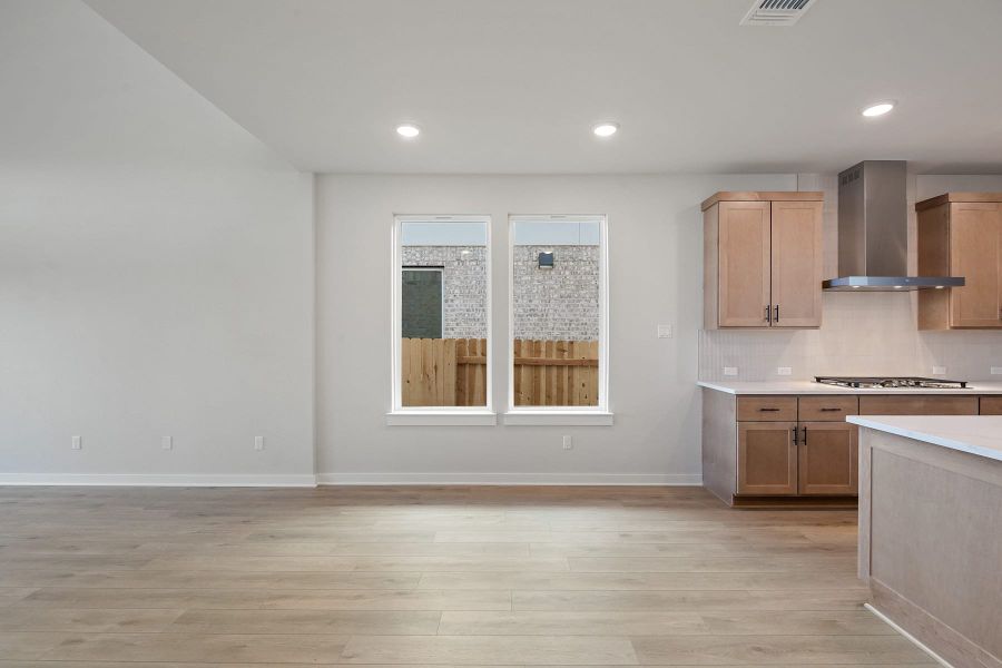 Spacious, unfurnished interior of a new home in Flora, Hutto (Image 21).