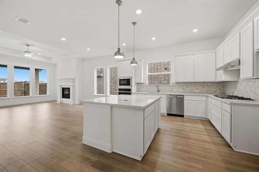 1608 Victory Terrace ~ Ready Now