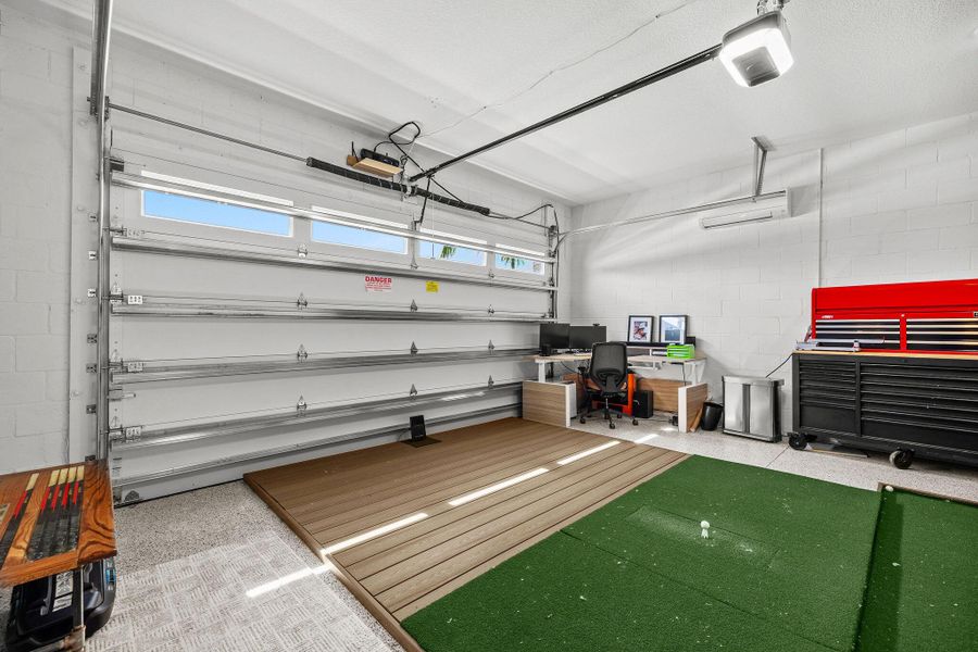 Image 98 of a home in .