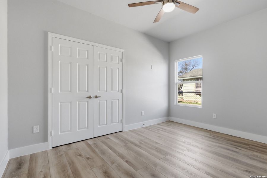 Spacious, unfurnished interior of a new home in , San Antonio (Image 12).