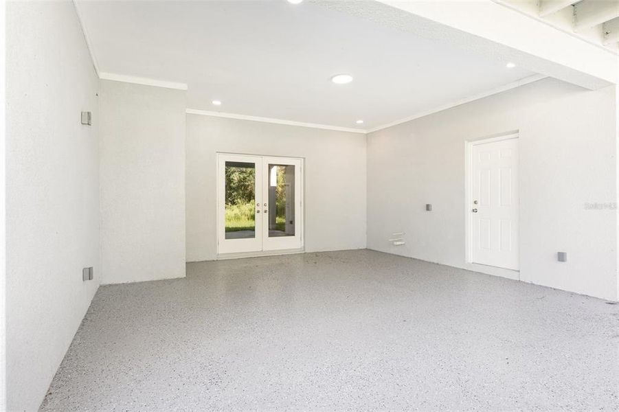 Spacious, unfurnished interior of a new home in , Palm Bay (Image 37).