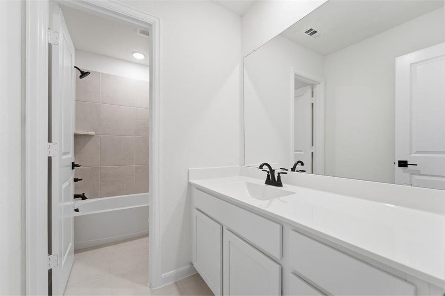 Furnished interior view inside a new home in La Terra, Celina (Image 3).