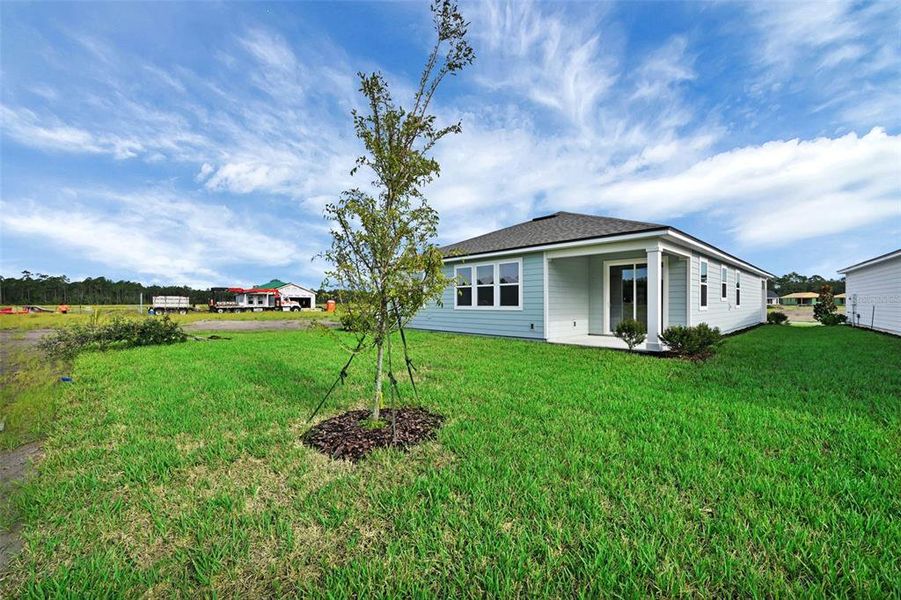 Exterior details and patio area of a home in Seminole Palms, Palm Coast (Image 24).