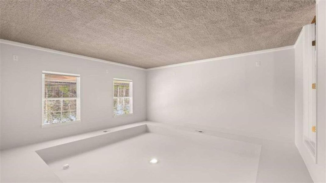 Spacious, unfurnished interior of a new home in , Locust Grove (Image 20).
