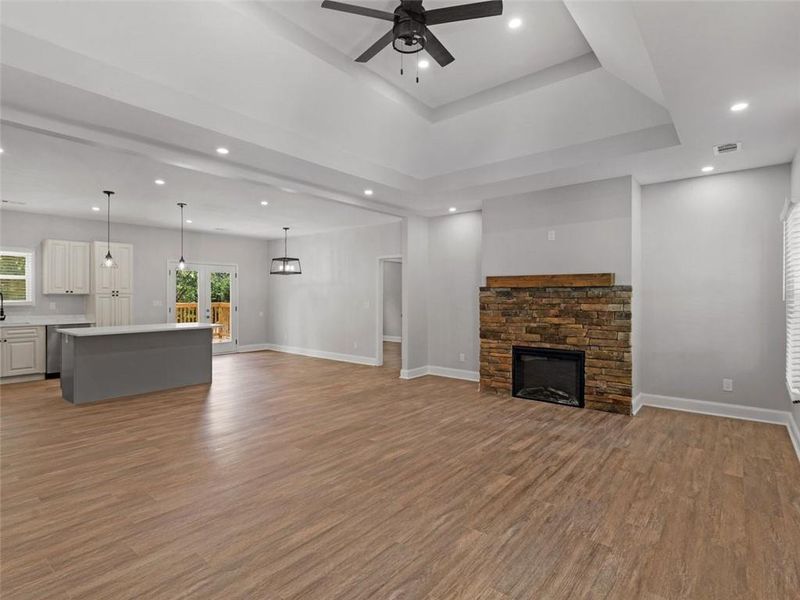 Spacious, unfurnished interior of a new home in , Griffin (Image 31).