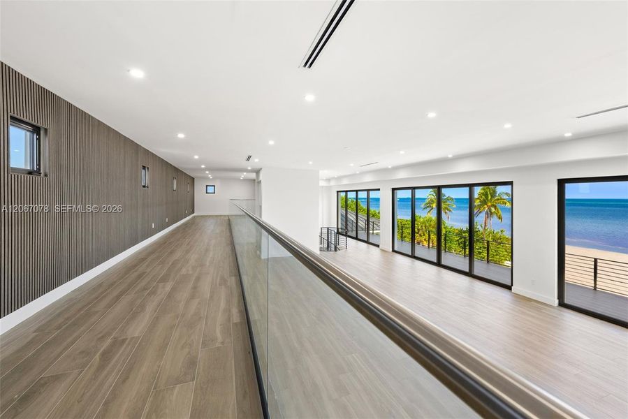 Spacious, unfurnished interior of a new home in , Marathon (Image 99). Spacious, unfurnished interior of a new home in , Marathon (Image 99).