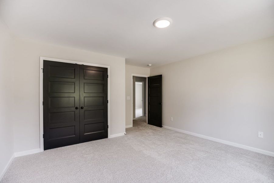 Spacious, unfurnished interior of a new home in LOVVORN ESTATES, Carrollton (Image 37).