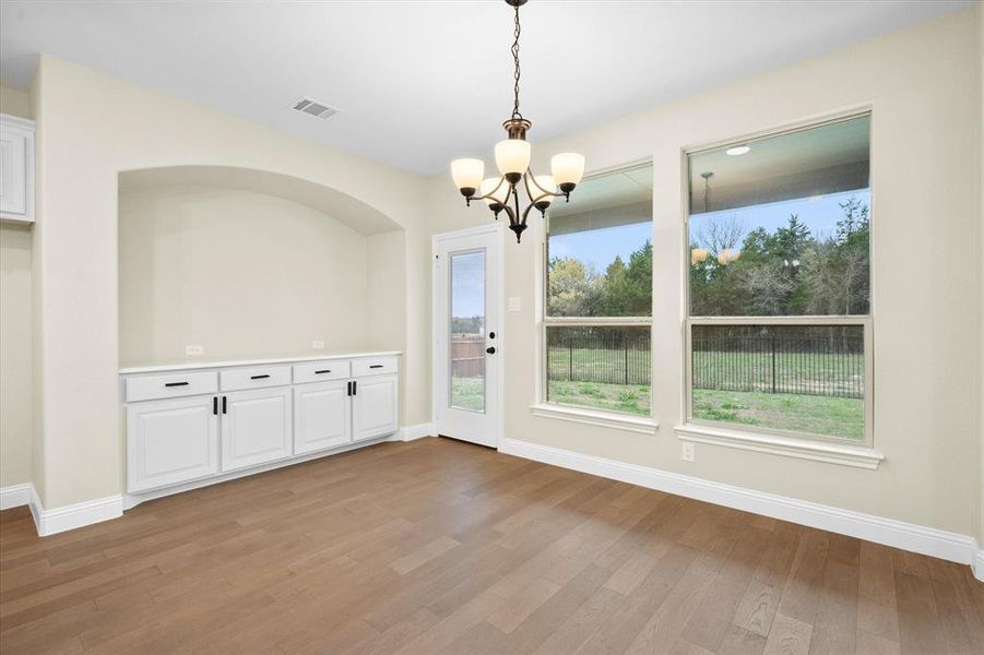 Spacious, unfurnished interior of a new home in Massey Meadows, Midlothian (Image 37).