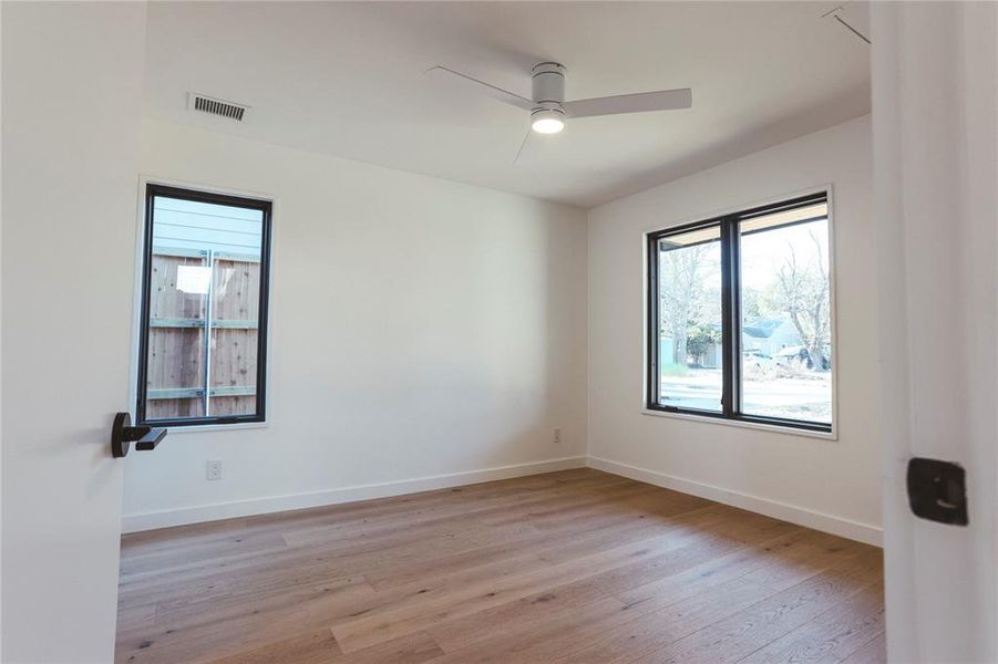 Front Guest Bed Front Guest Bed