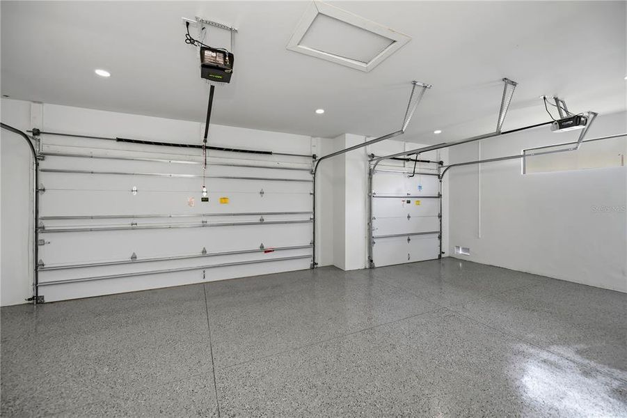 Spacious, unfurnished interior of a new home in , Port Charlotte (Image 77). Spacious, unfurnished interior of a new home in , Port Charlotte (Image 77).