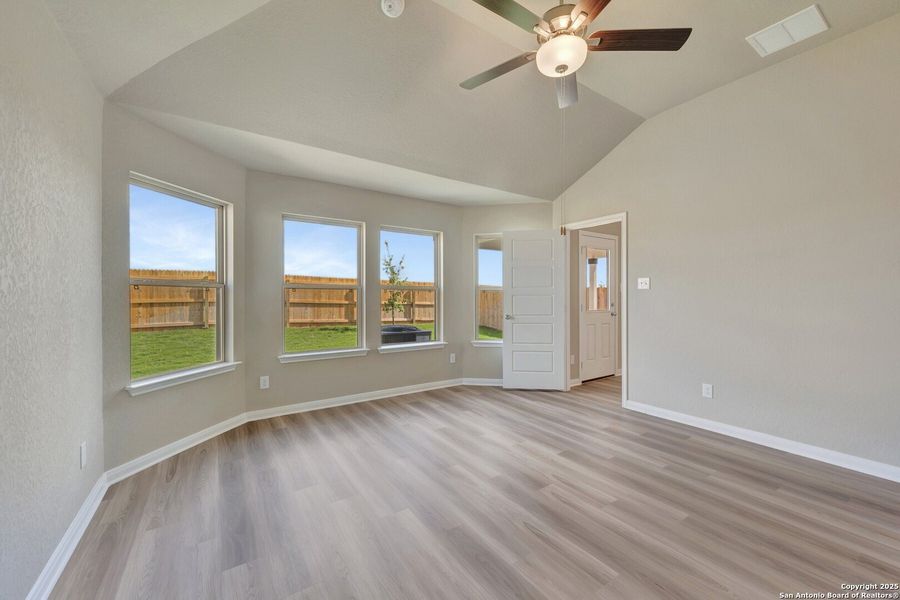 Spacious, unfurnished interior of a new home in Park Place, New Braunfels (Image 16). Spacious, unfurnished interior of a new home in Park Place, New Braunfels (Image 16).