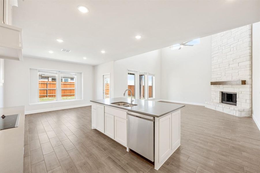 Furnished interior view inside a new home in The Oasis at North Grove 75-80, Waxahachie (Image 18). Furnished interior view inside a new home in The Oasis at North Grove 75-80, Waxahachie (Image 18).