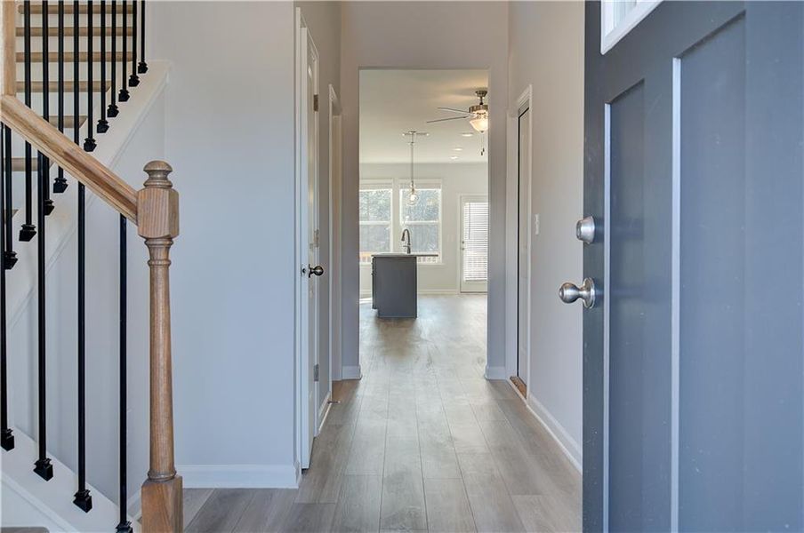 Spacious, unfurnished interior of a new home in Enclave at Evergreen, Fairburn (Image 16).