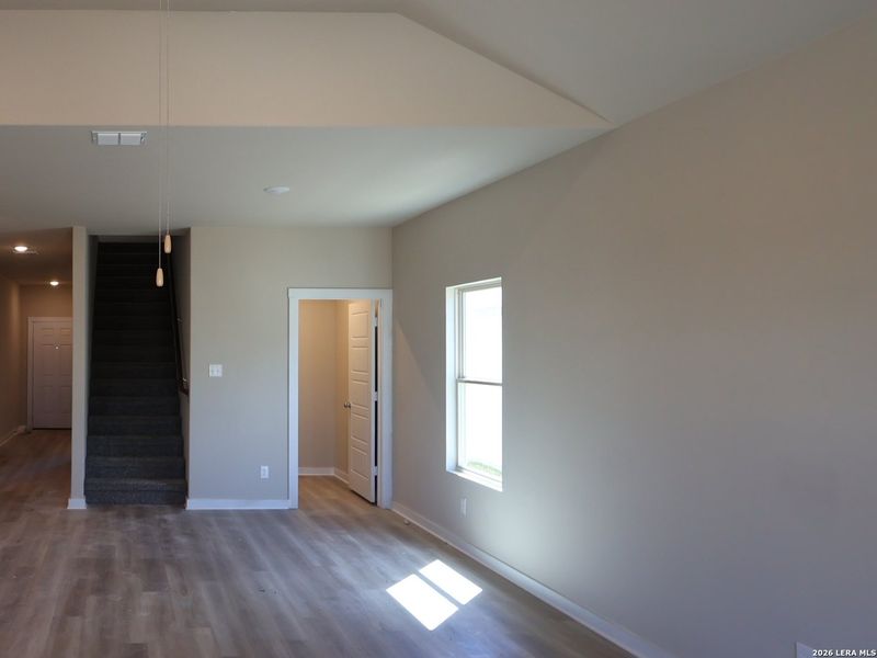 Spacious, unfurnished interior of a new home in Meadows at Clear Springs, New Braunfels (Image 31). Spacious, unfurnished interior of a new home in Meadows at Clear Springs, New Braunfels (Image 31).