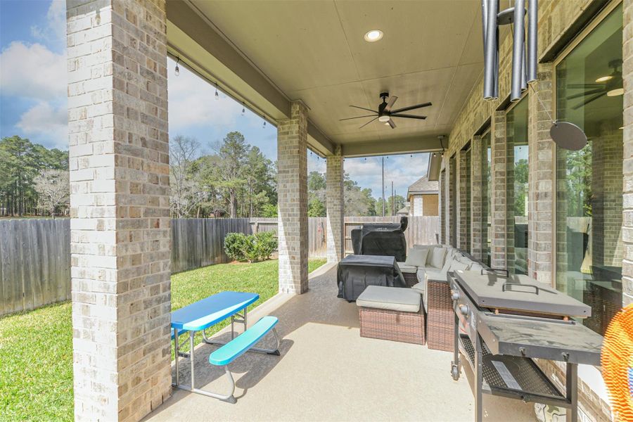 Exterior details and patio area of a home in Escondido, Magnolia (Image 4).