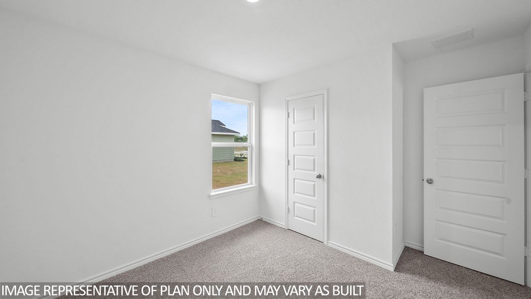 Representative unfurnished interior of a home built from the Gaven by D.R. Horton in Reserve at Mallard Lakes, Orange (Image 18).
