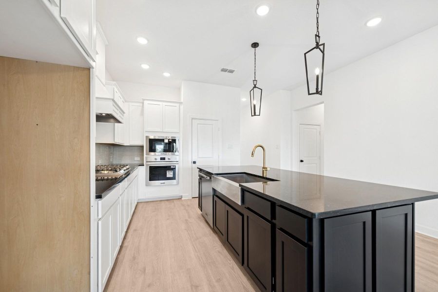 Furnished interior view inside a new home in Pomona 45' Homesites, Manvel (Image 8). Furnished interior view inside a new home in Pomona 45' Homesites, Manvel (Image 8).