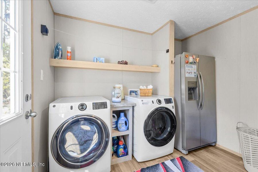 Furnished interior view inside a new home in , Palatka (Image 9).