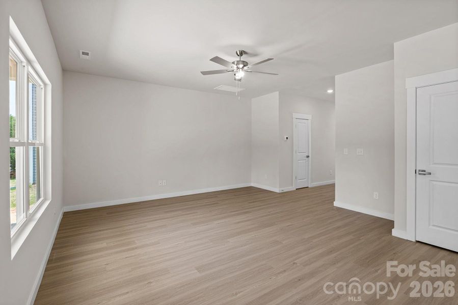 Spacious, unfurnished interior of a new home in Willow Estates, Shelby (Image 17).