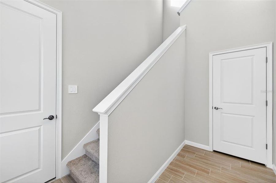 Spacious, unfurnished interior of a new home in Wellen Park, Venice (Image 22).