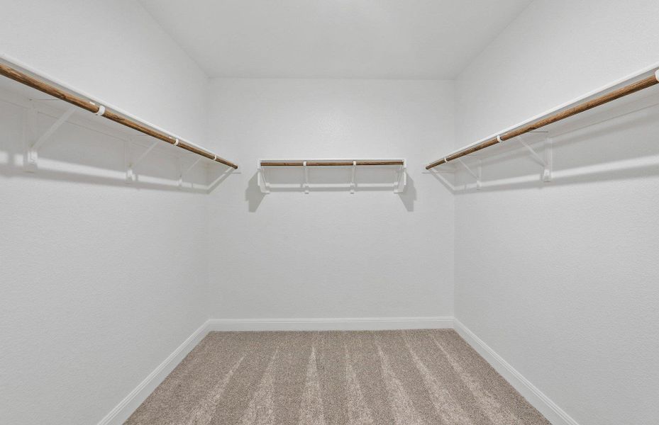 Spacious, unfurnished interior of a new home in Lagos, Manor (Image 14).