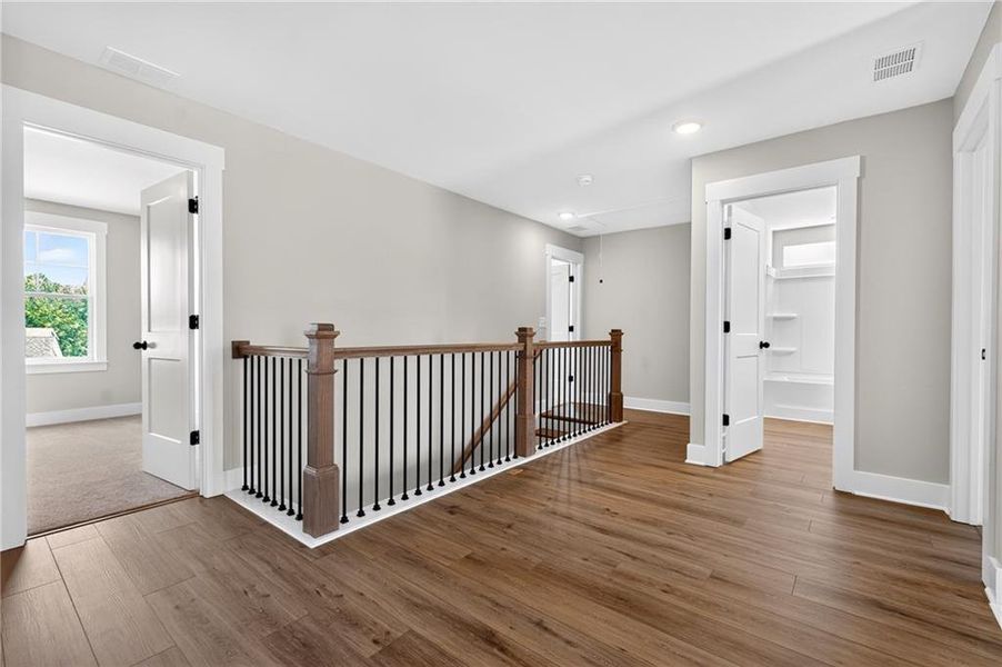 Spacious, unfurnished interior of a new home in Twin Lakes, Hoschton (Image 34).