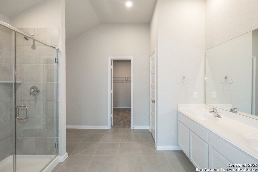 Image 15 of a home in Summer Hills.