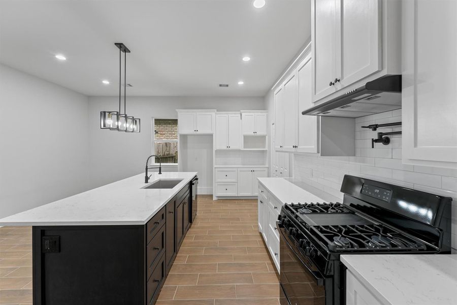 Furnished interior view inside a new home in , Houston (Image 8). Furnished interior view inside a new home in , Houston (Image 8).