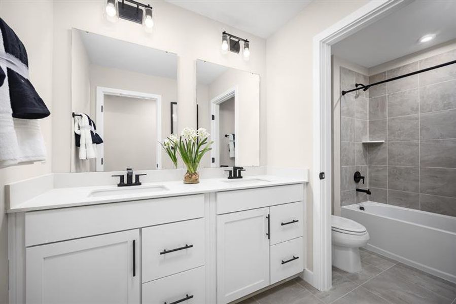 Representative furnished interior of a home built from the Greenwood by Ryan Homes in Windsor Estates, Walhalla (Image 17).