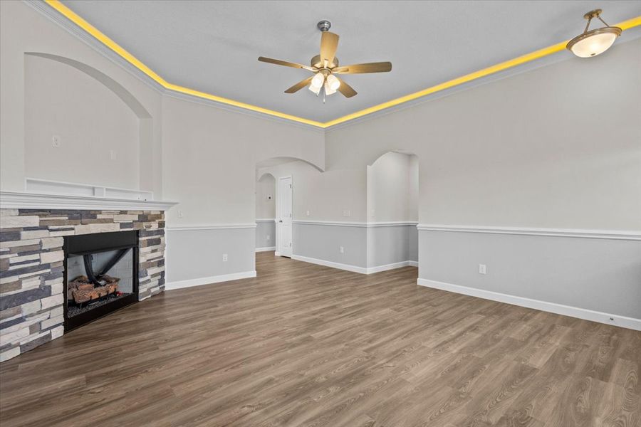 Representative unfurnished interior of a home built from the Morgan by Enchanted Homes in Lonesome Dove, San Antonio (Image 29).