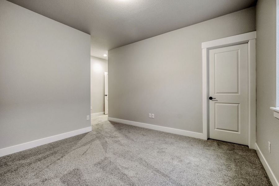 8423 David - Bedroom