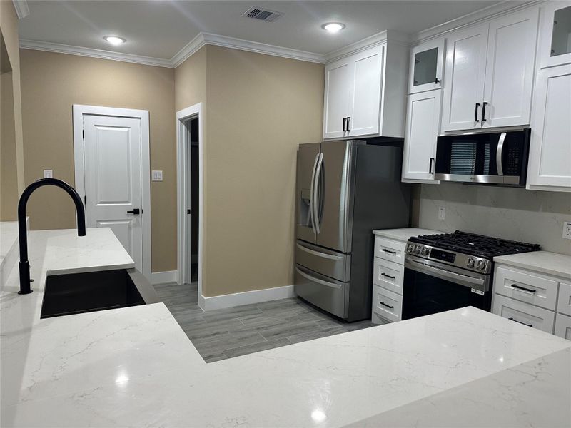 Furnished interior view inside a new home in , Livingston (Image 10).