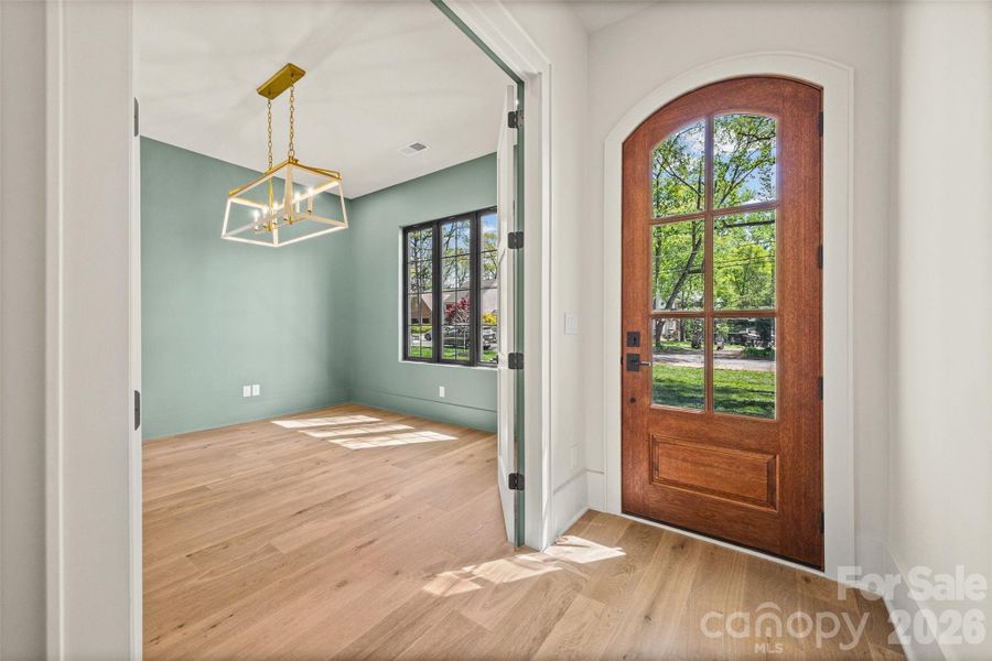 Spacious, unfurnished interior of a new home in , Charlotte (Image 24).