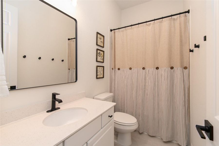 Full Bathroom