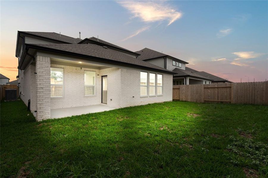 Image 17 of a home in Westfield Ranch.