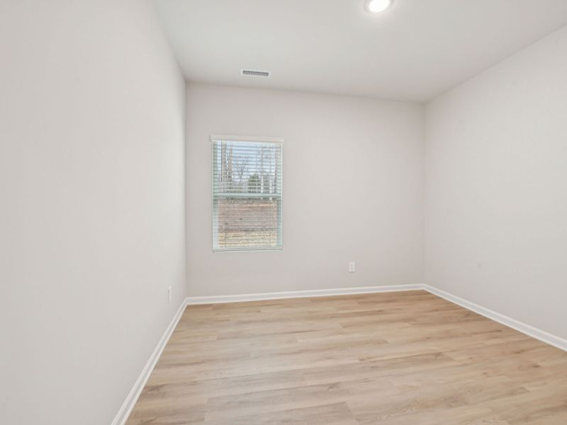 Spacious, unfurnished interior of a new home in Oak Manor - Signature Series, Garner (Image 14).