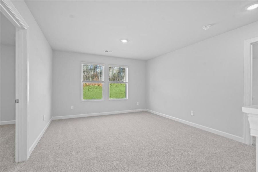 Spacious, unfurnished interior of a new home in Collier Ridge, Moore (Image 16). Spacious, unfurnished interior of a new home in Collier Ridge, Moore (Image 16).