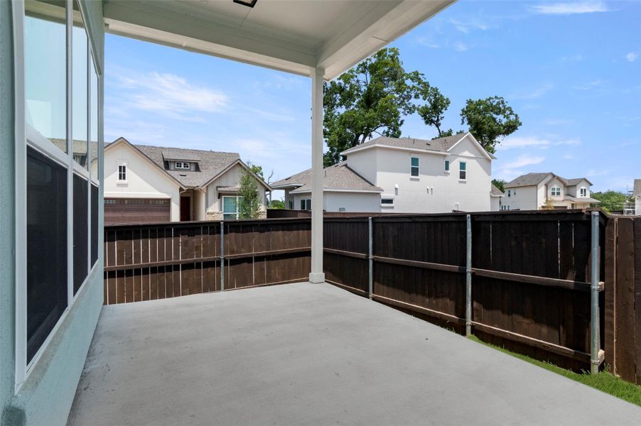 Image 28 of a home in Cross Creek.
