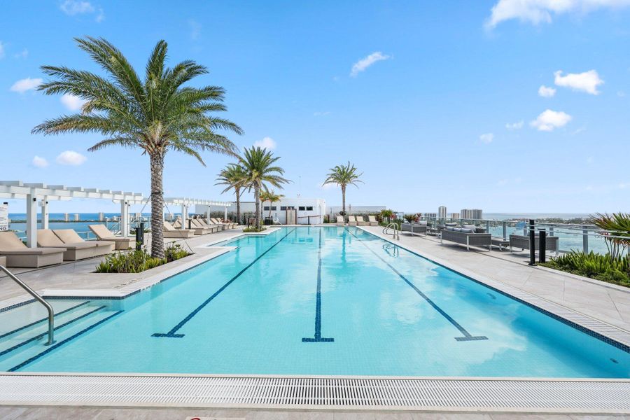 220 Lake Shore Drive - 55.JPG-SMALL 220 Lake Shore Drive - 55.JPG-SMALL