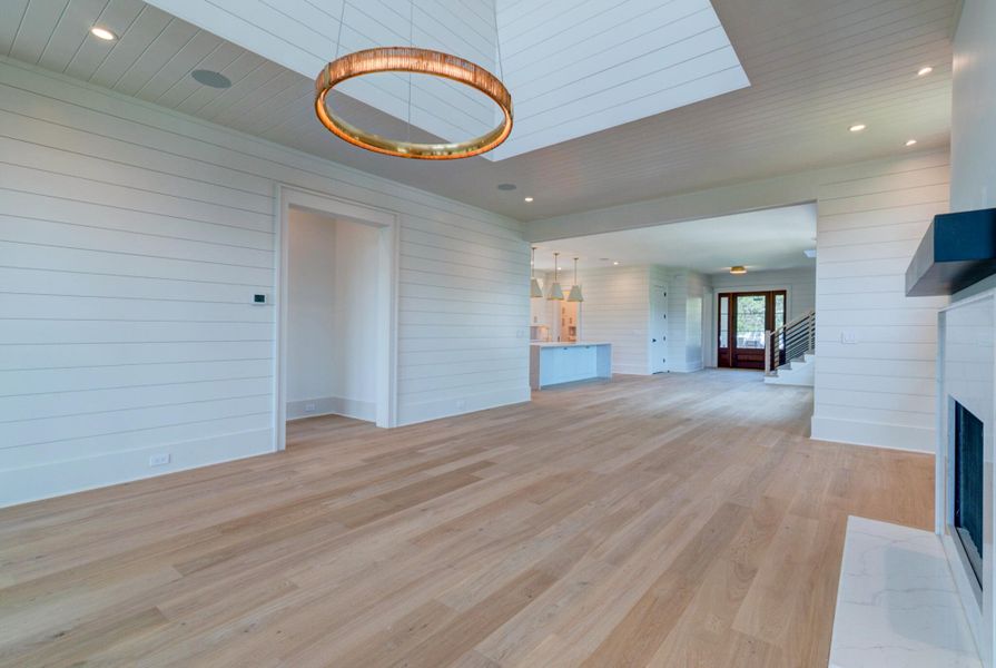 Spacious, unfurnished interior of a new home in , Sullivan's Island (Image 47).