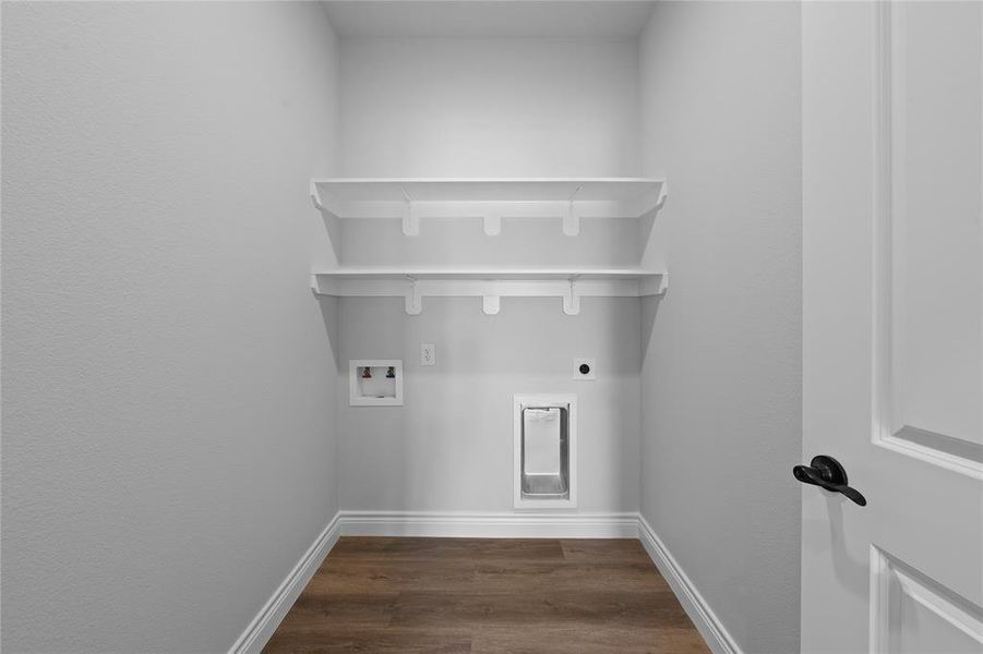 Furnished interior view inside a new home in , Kosse (Image 10). Furnished interior view inside a new home in , Kosse (Image 10).