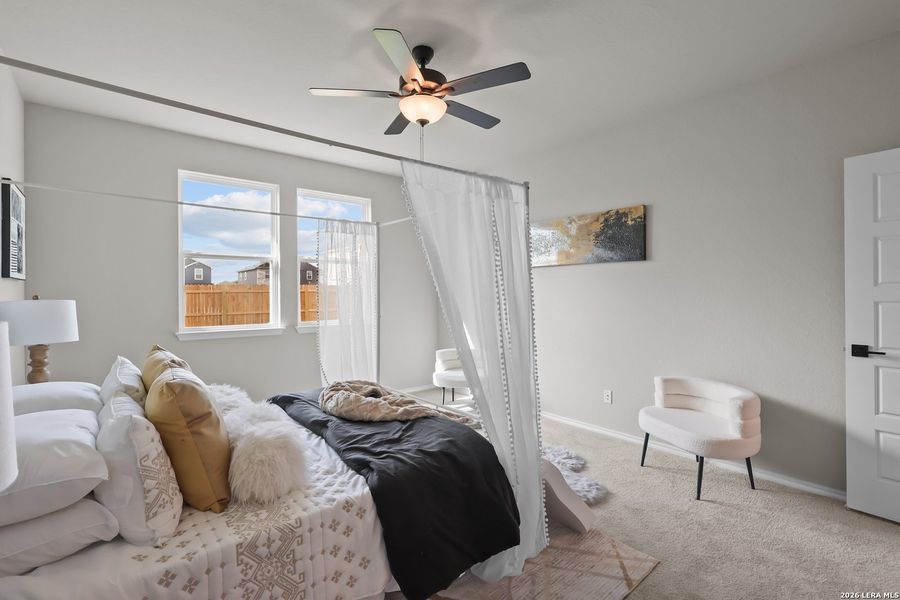 Furnished interior view inside a new home in Hannah Heights, Seguin (Image 37).