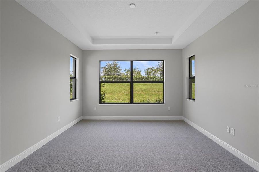 Spacious, unfurnished interior of a new home in Cresswind Lakewood Ranch, Lakewood Ranch (Image 36).