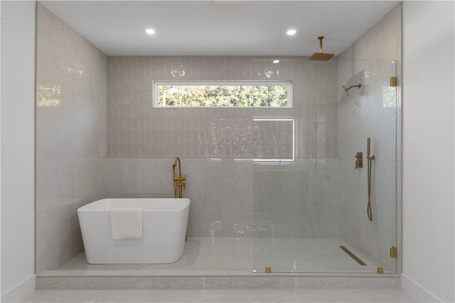 Image 91 of a home in .