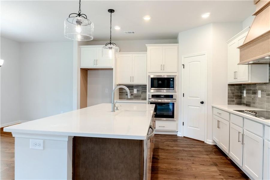 Furnished interior view inside a new home in Harmony Farms, Eatonton (Image 11).