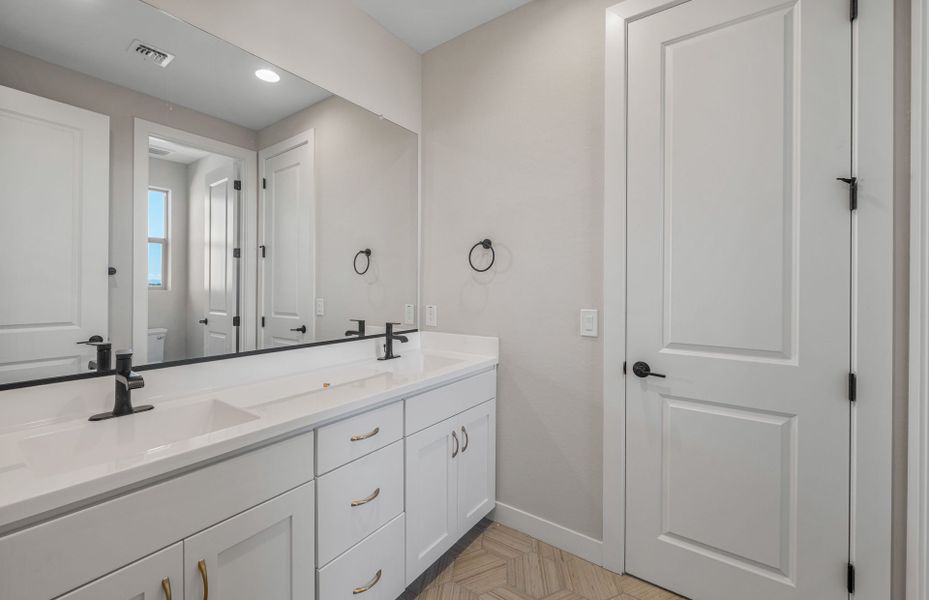 Furnished interior view inside a new home in Legado West, Queen Creek (Image 9).