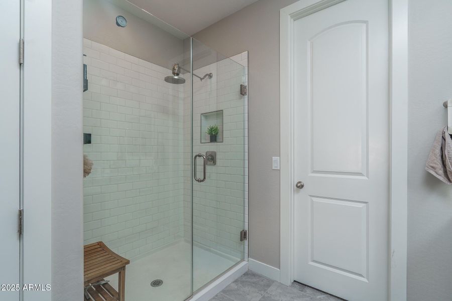 13) PRIMARY BATH 13) PRIMARY BATH