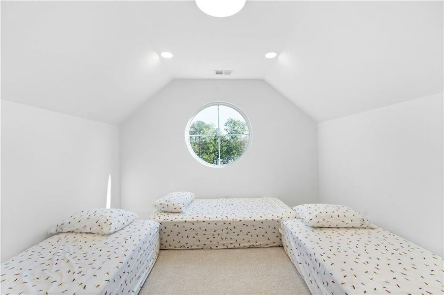 Furnished interior view inside a new home in , Waleska (Image 11).